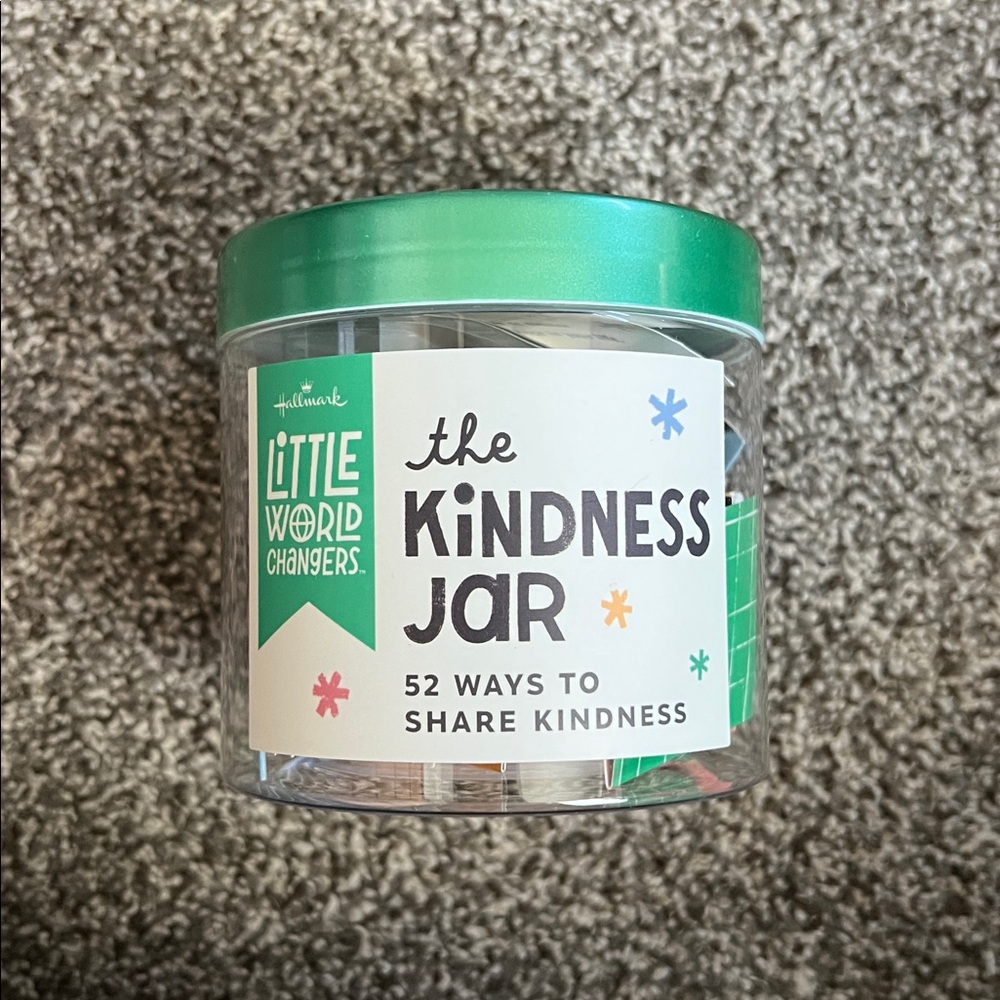 BNWT Hallmark Little World Changers Kindness Jar ‘52 Ways to Share Kindness’
